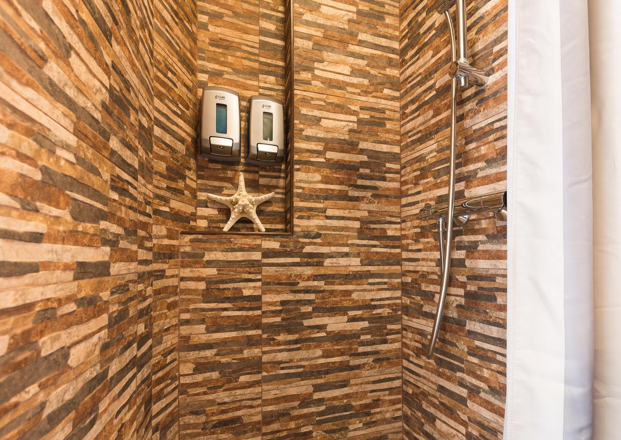 Bed & Breakfast Salamandra Plaza 2*